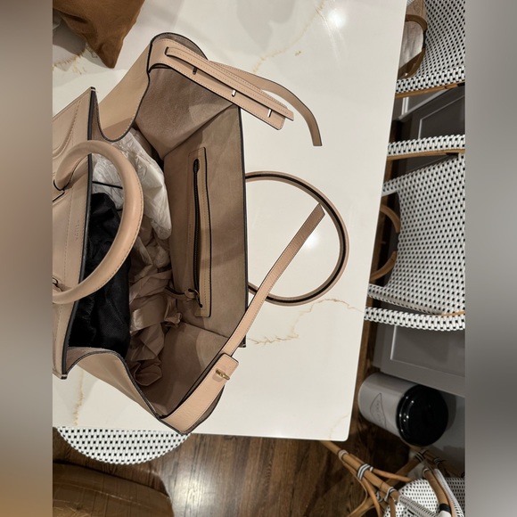 Authentic Celine Phantom Luggage - Picture 6 of 8